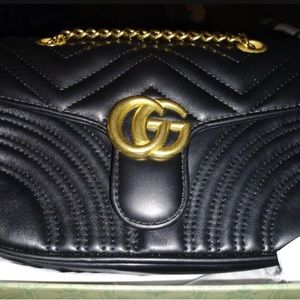 GG Marmont small shoulder bag (NWOT)